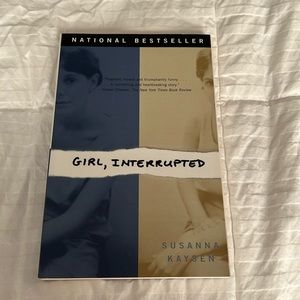 Girl, interrupted by  Susanna Kaysen